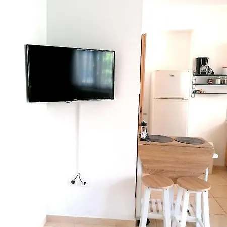 Cosy 4 Close To The City Center Διαμέρισμα